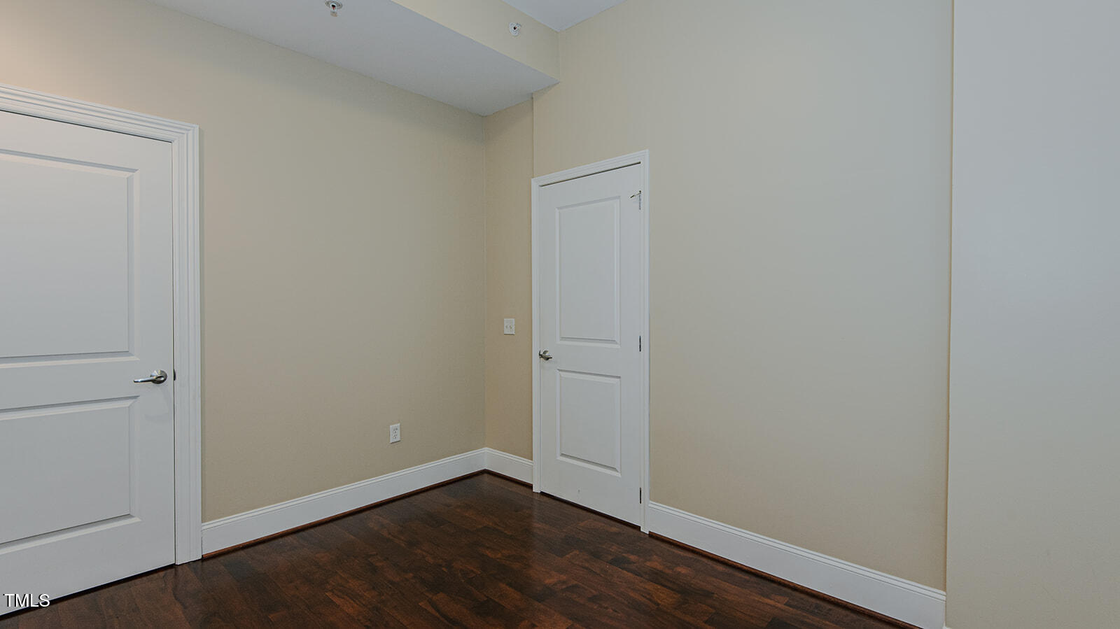 400 West North Street, Unit 820 Raleigh, NC 27603 - Photo 20 of 36 _MGP8724-HDR