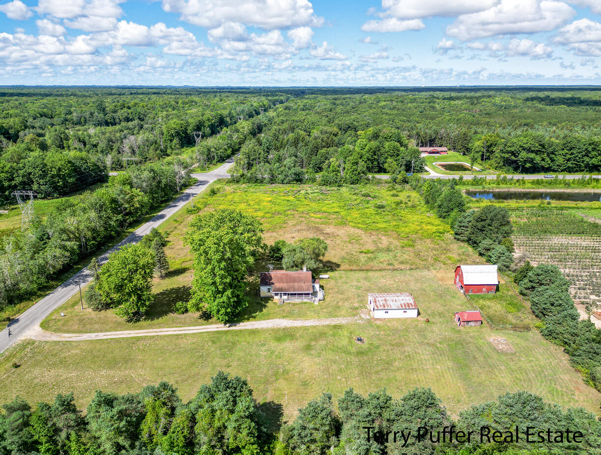 7290 East Sheringer Road Ravenna, MI 49451 - Photo 6 of 57 DJI_0401