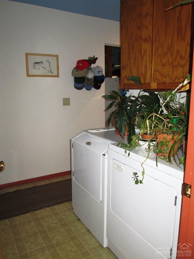 19219 Shoshone Road Bend, OR 97702 - Photo 12 of 25 Additional Photo