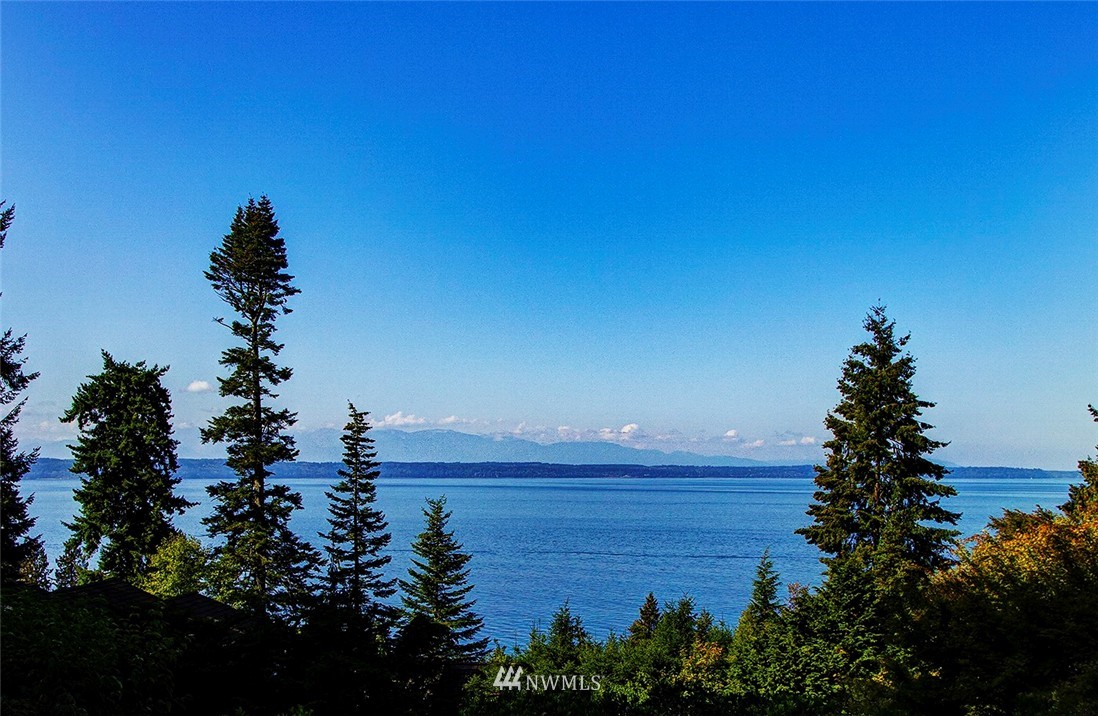 18418 High Street Edmonds, WA 98020 - Photo 1 of 24 Gallery Image 1