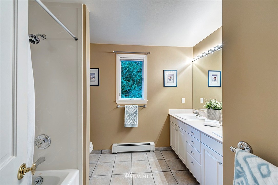 18418 High Street Edmonds, WA 98020 - Photo 16 of 24 Gallery Image 16
