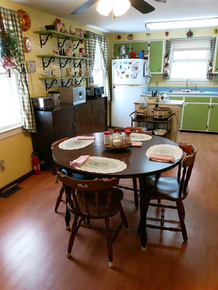 91 Granite Street Barre, VT 05641 - Photo 4 of 35 Gallery Image 4