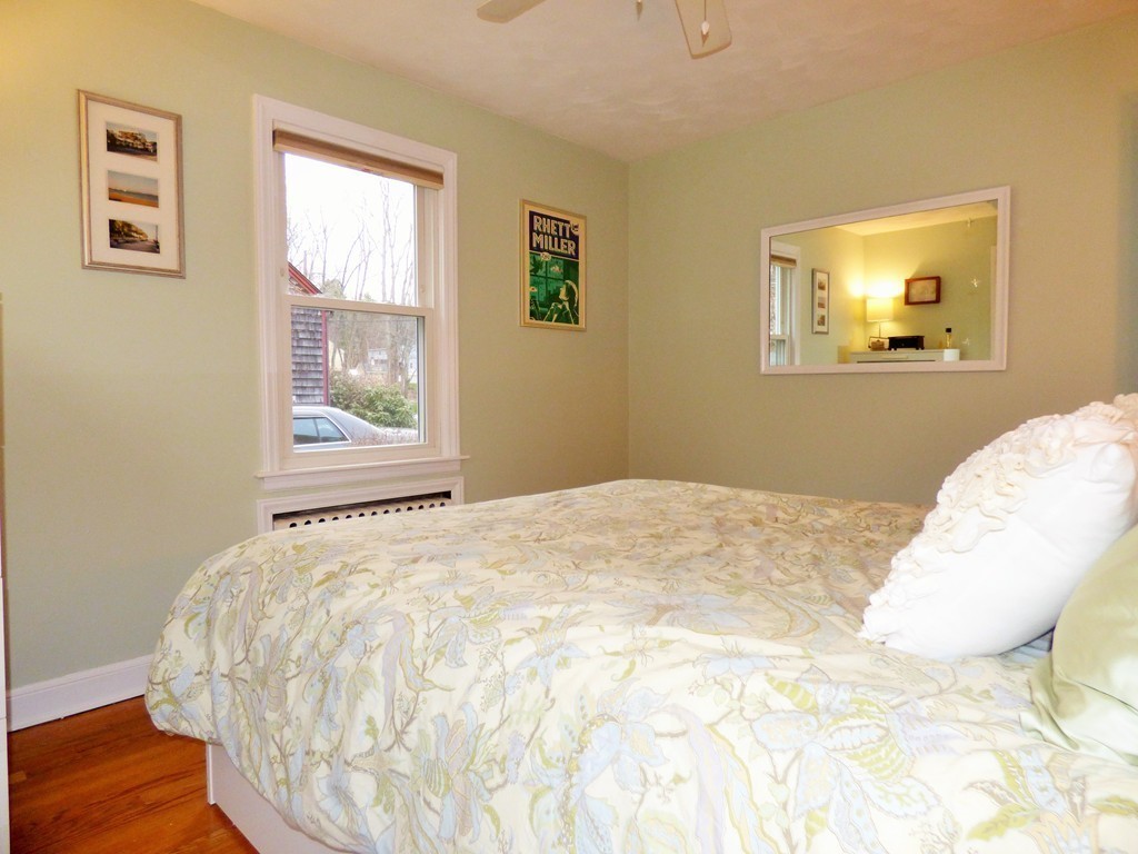 19 Benjamin Road Worcester, MA 01602 - Photo 13 of 30 Gallery Image 13