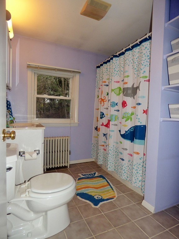 19 Benjamin Road Worcester, MA 01602 - Photo 17 of 30 Gallery Image 17