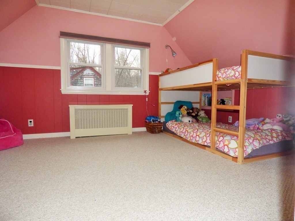 19 Benjamin Road Worcester, MA 01602 - Photo 18 of 30 Gallery Image 18