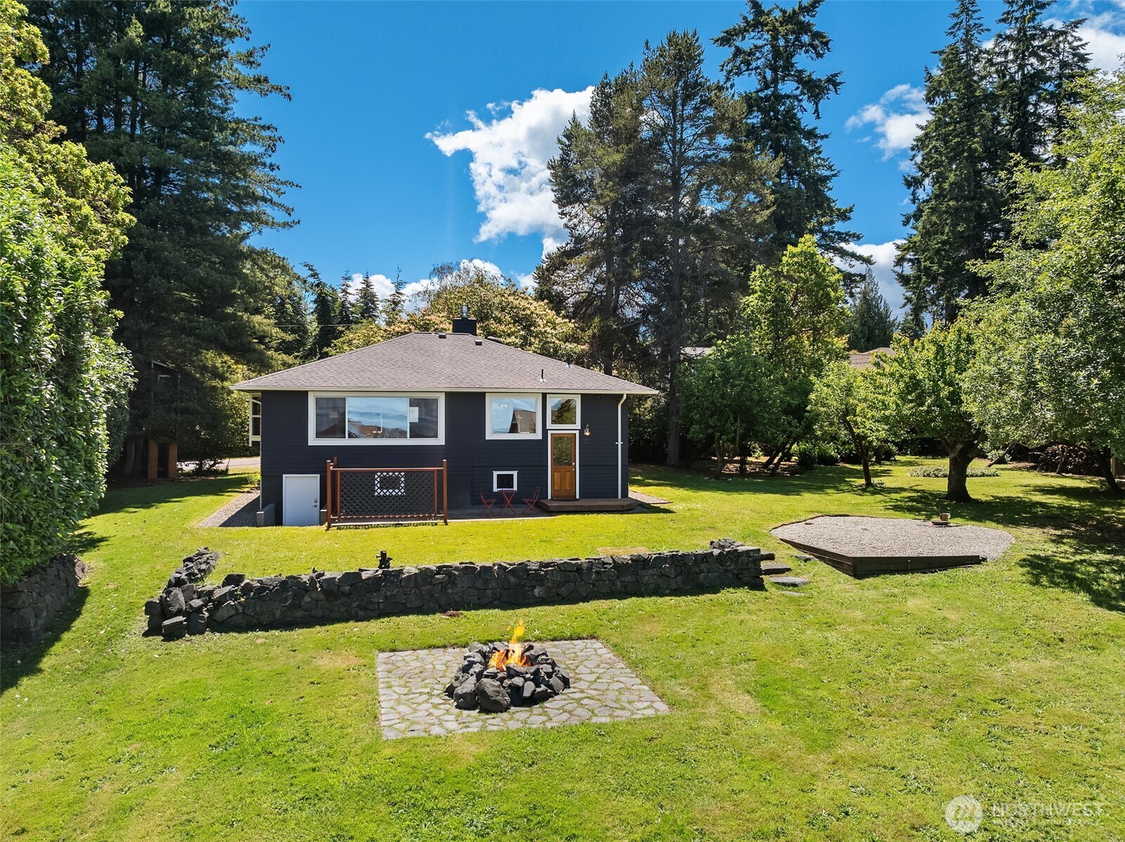 10308 Southwest 116th Street Vashon, WA 98070 - Photo 28 of 38