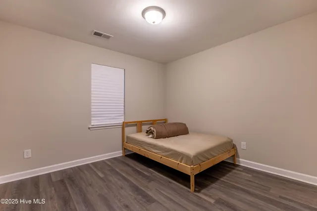 $2,175 | 270 Breakwater Drive, Sneads Ferry, NC 28460