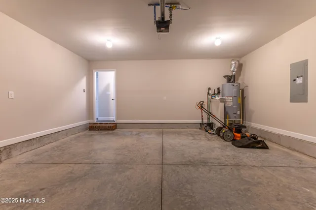 $2,175 | 270 Breakwater Drive, Sneads Ferry, NC 28460