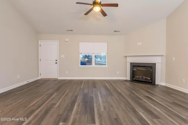 $2,175 | 270 Breakwater Drive, Sneads Ferry, NC 28460