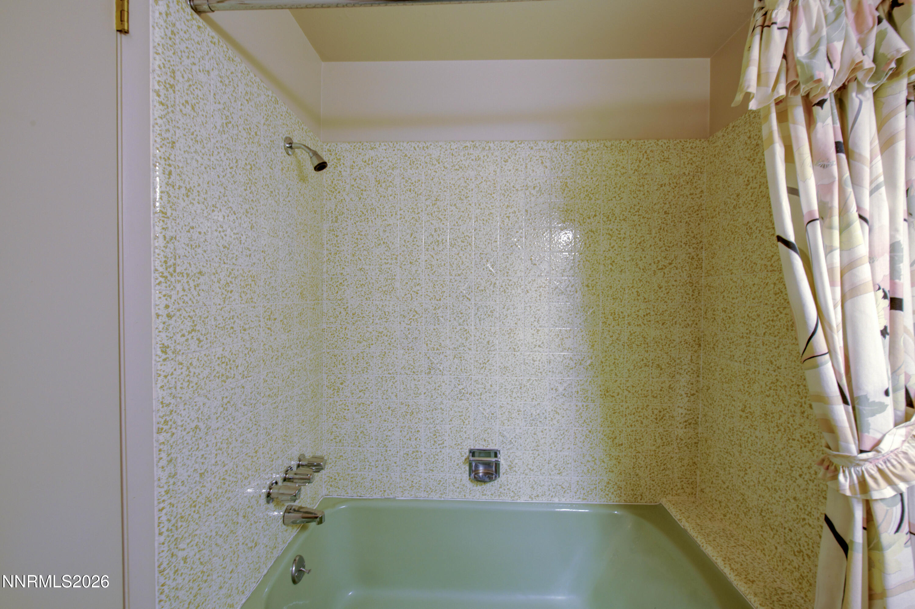 2885 Knight Road Reno, NV 89509 - Photo 7 of 24 interior (6 of 14)