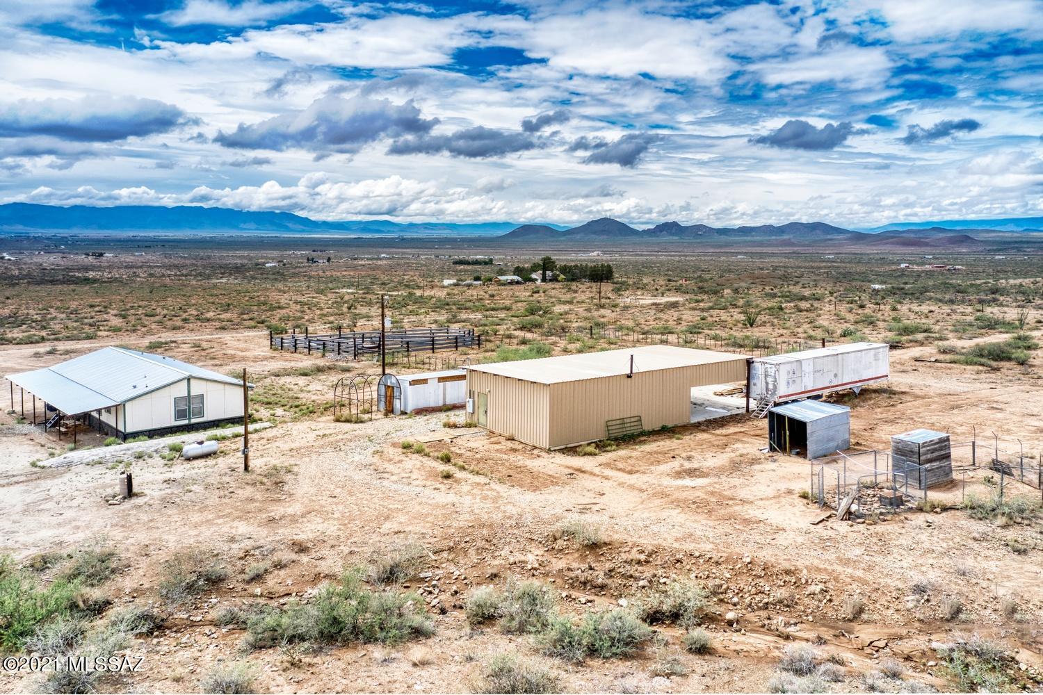 3840 North Johnson Saddle Road Willcox, AZ 85643 - Photo 1 of 32 Gallery Image 1
