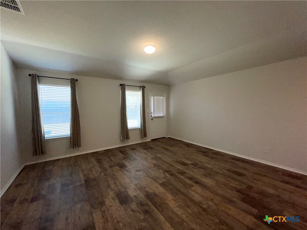 29653 Spring Copper Bulverde, TX 78163 - Photo 5 of 30 a view of an empty room and window