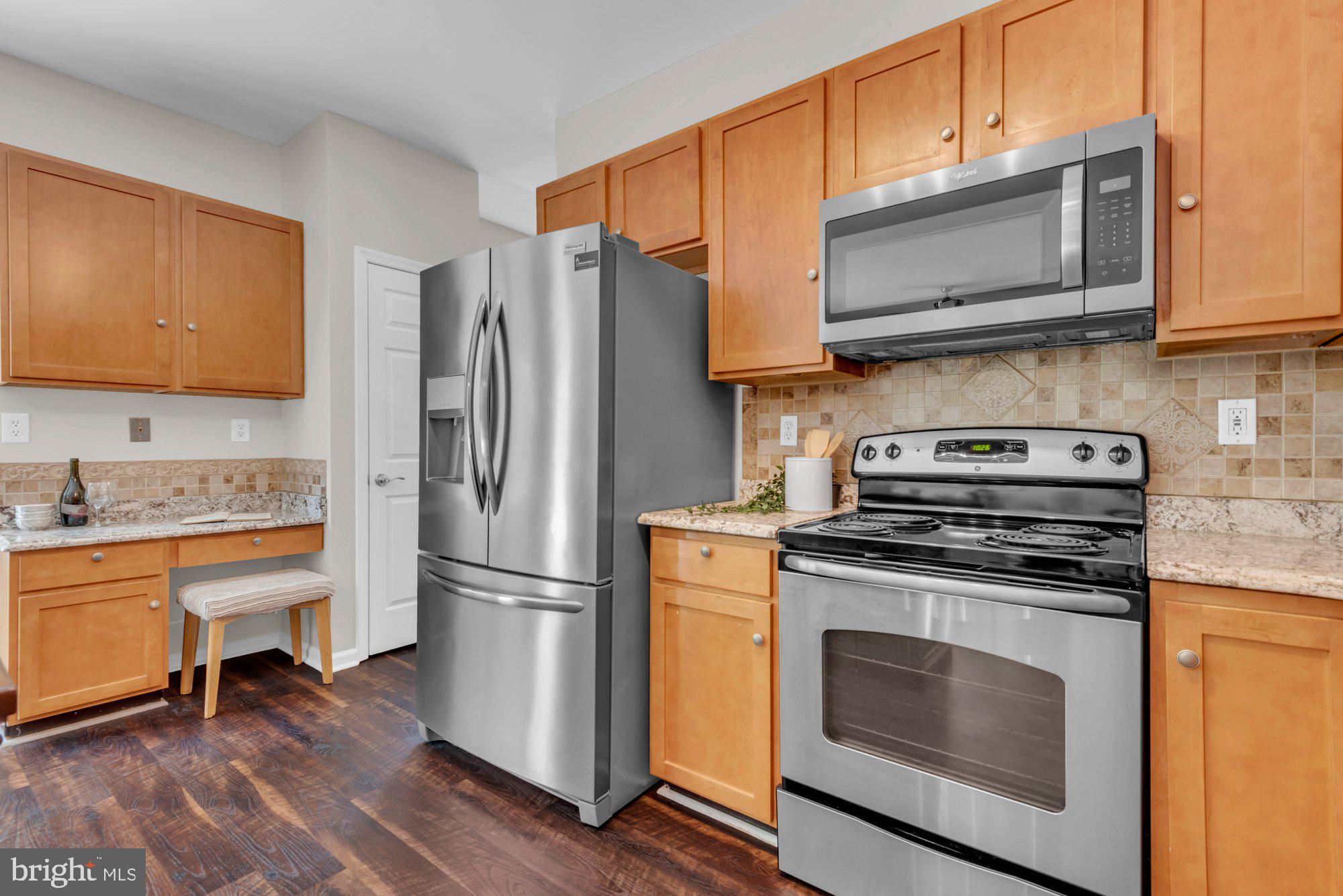8121 Sagamore Way Pasadena, MD 21122 - Photo 13 of 66