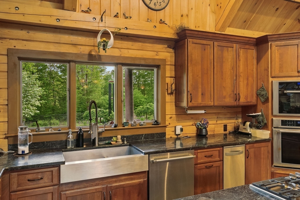 4 Paddock Road Rutland, MA 01543 - Photo 23 of 41