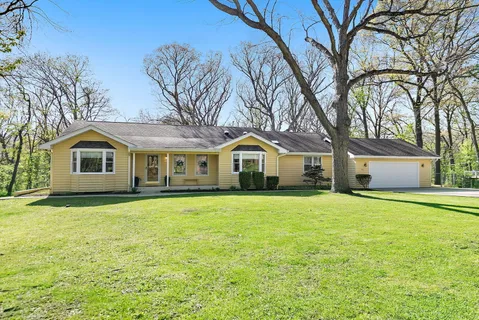 $475,000 | 713 Council Hill Road, East Dundee, IL 60118