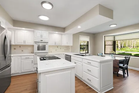 $475,000 | 713 Council Hill Road, East Dundee, IL 60118