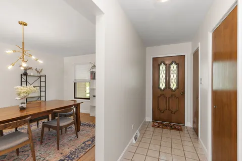 $475,000 | 713 Council Hill Road, East Dundee, IL 60118