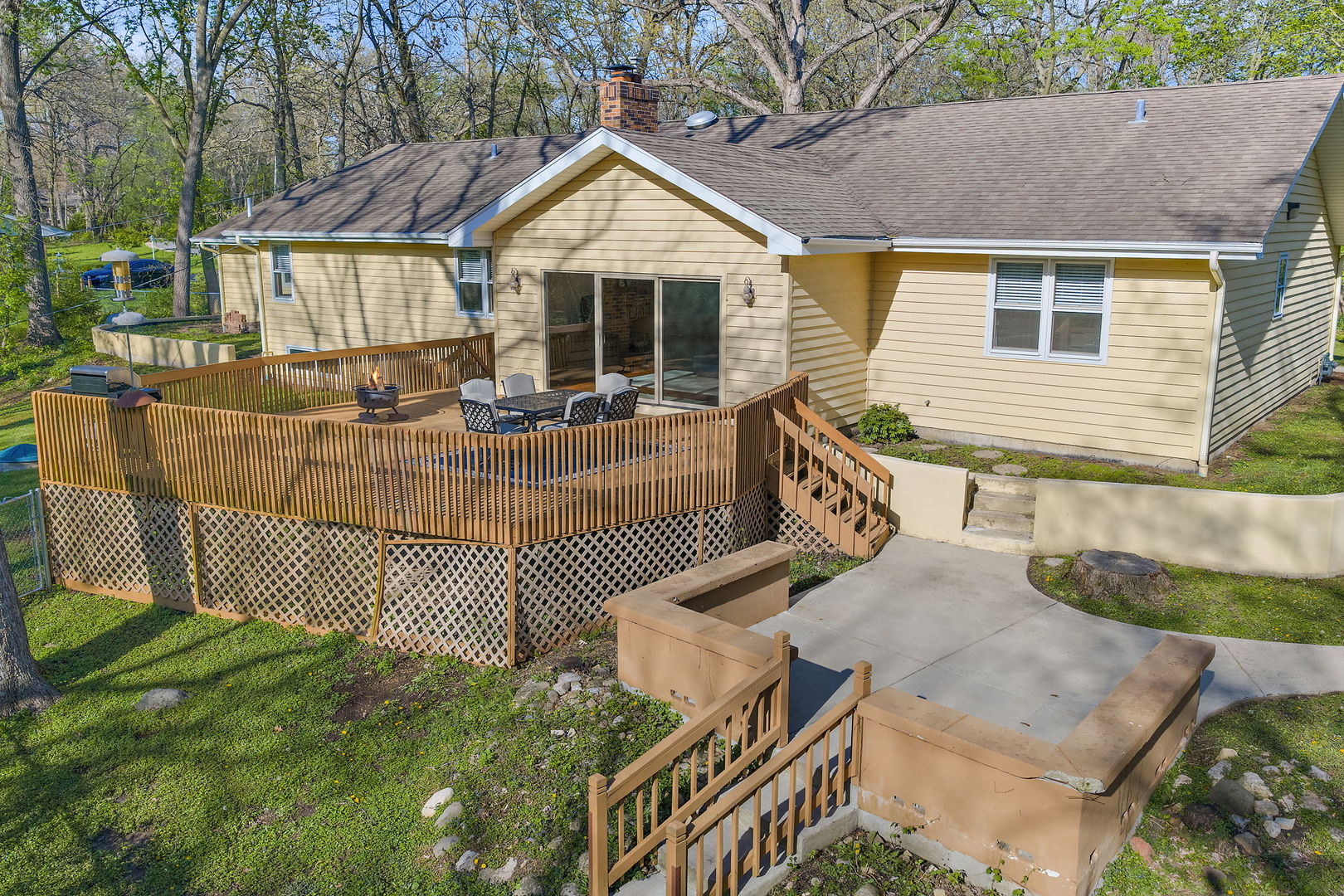713 Council Hill Road East Dundee, IL 60118 - Photo 33 of 40 a view of outdoor space yard and deck