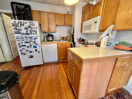 $3,300 | 230 Hurley Street, Unit 3, Cambridge, MA 02141