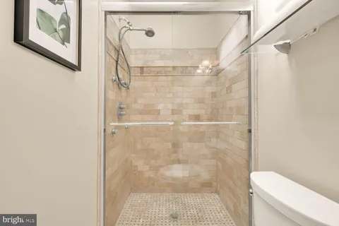 $599,000 | 825 L Street Northeast, Washington, DC 20002