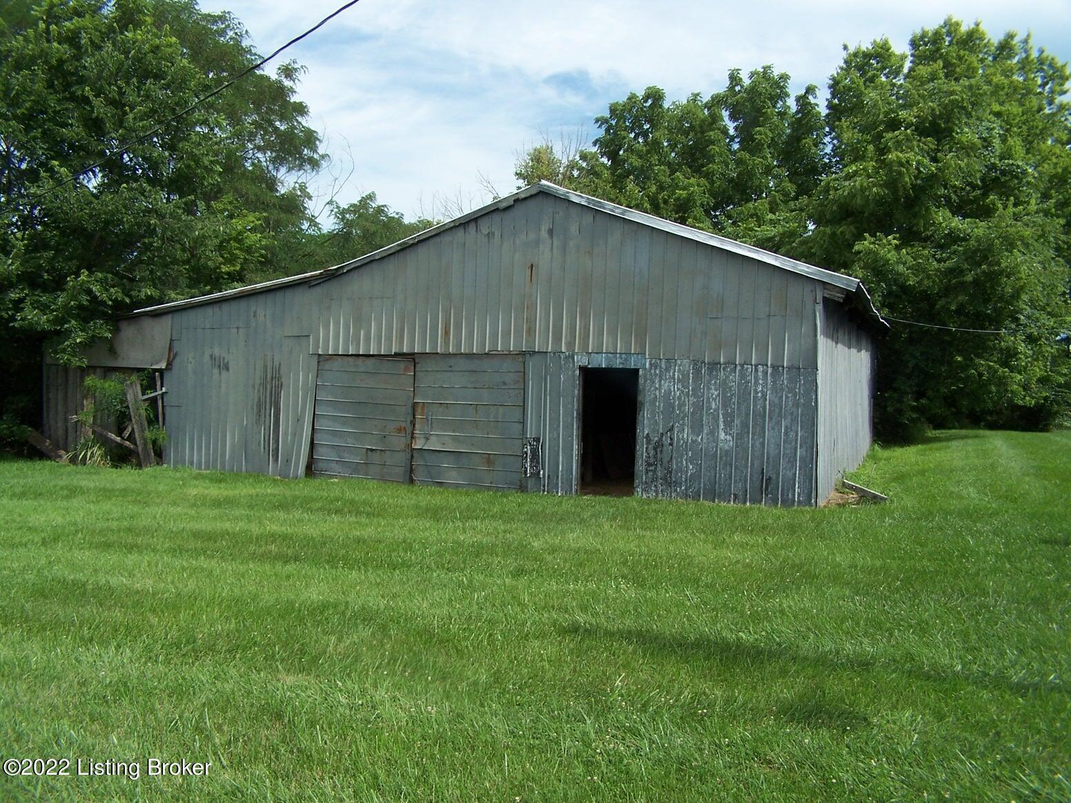 6976 Sulphur Road Sulphur, KY 40070 - Photo 13 of 31 Horse/Cattle/Livestock Barn