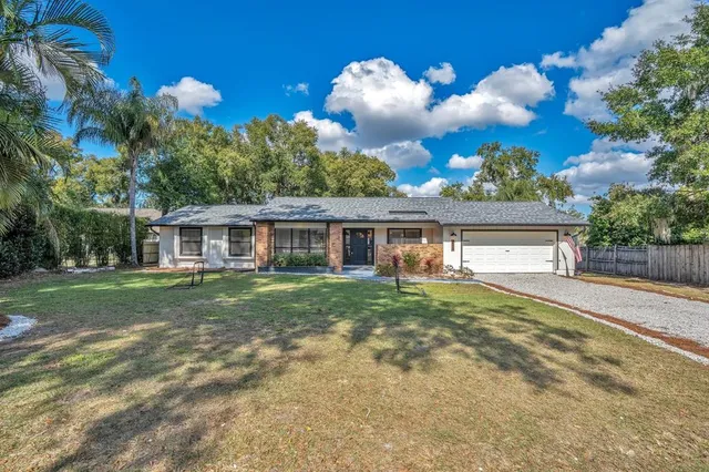 $699,815 | 415 East 6th Avenue, Windermere, FL 34786