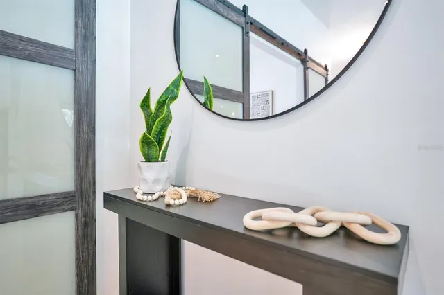 $699,815 | 415 East 6th Avenue, Windermere, FL 34786