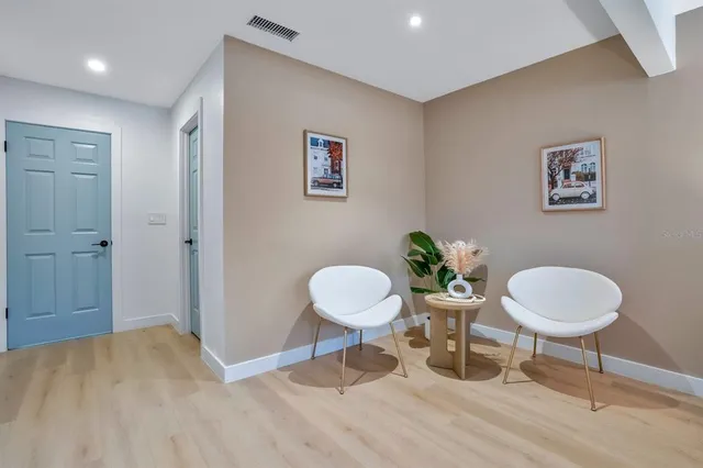 $699,815 | 415 East 6th Avenue, Windermere, FL 34786