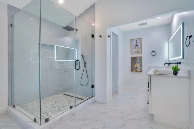 $699,815 | 415 East 6th Avenue, Windermere, FL 34786