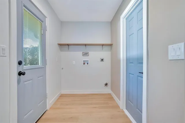 $699,815 | 415 East 6th Avenue, Windermere, FL 34786