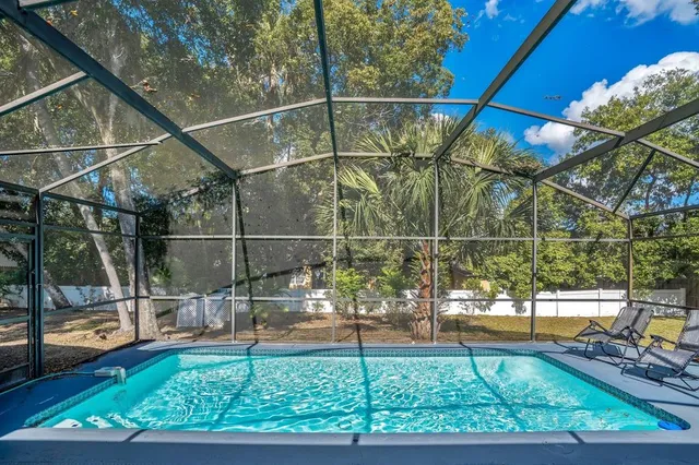 $699,815 | 415 East 6th Avenue, Windermere, FL 34786