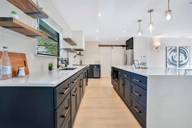 $699,815 | 415 East 6th Avenue, Windermere, FL 34786