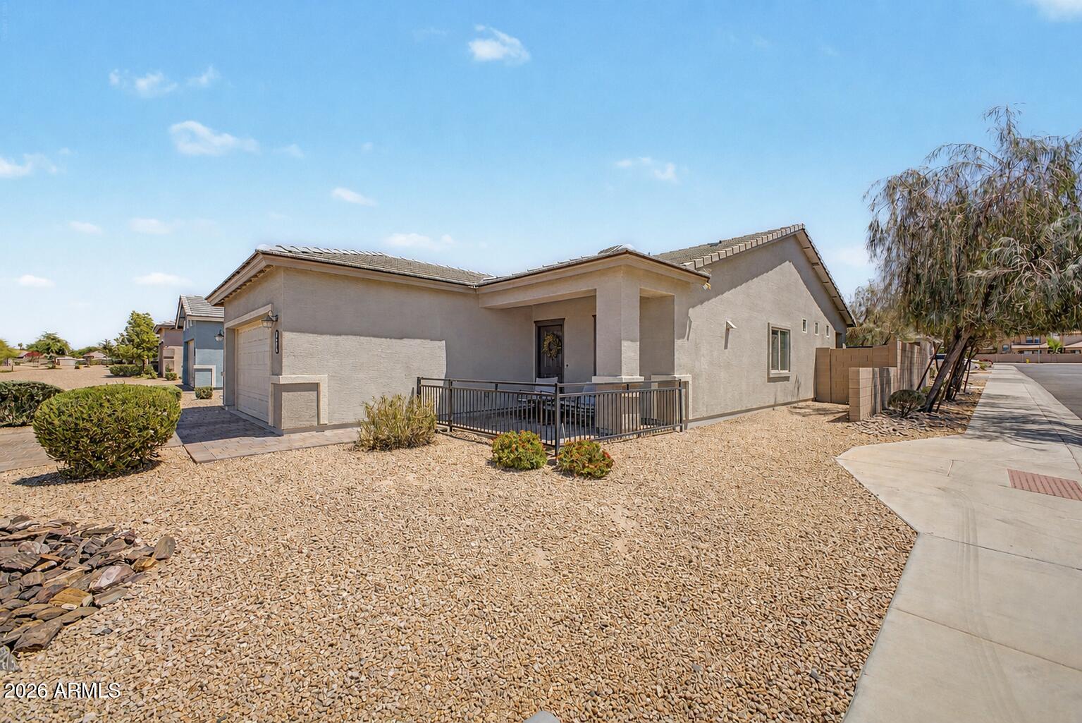 615 West Harwell Rd. Phoenix, AZ 85041 - Photo 1 of 30 Front
