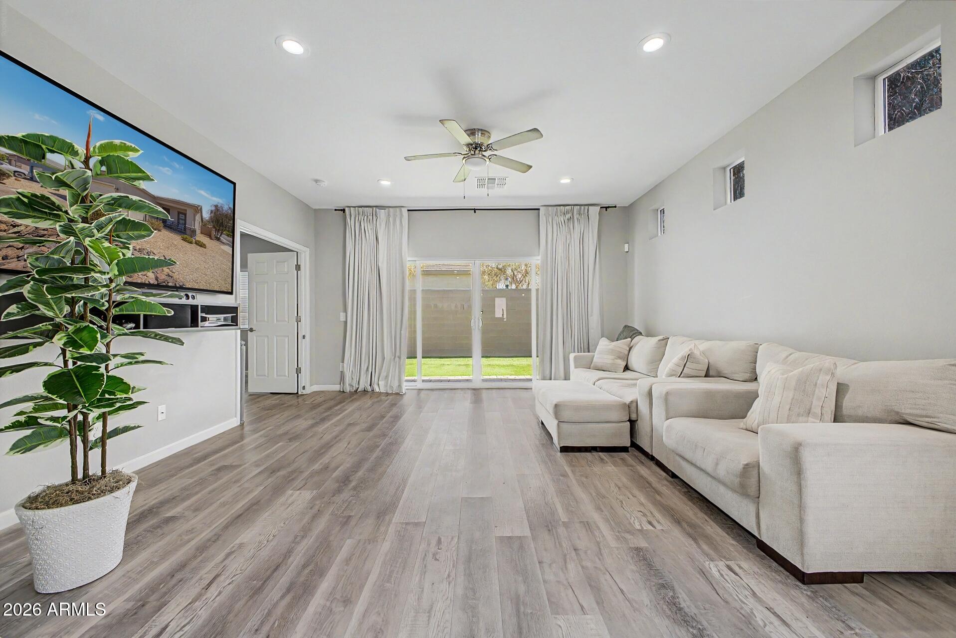 615 West Harwell Rd. Phoenix, AZ 85041 - Photo 6 of 30 07 - Harwell