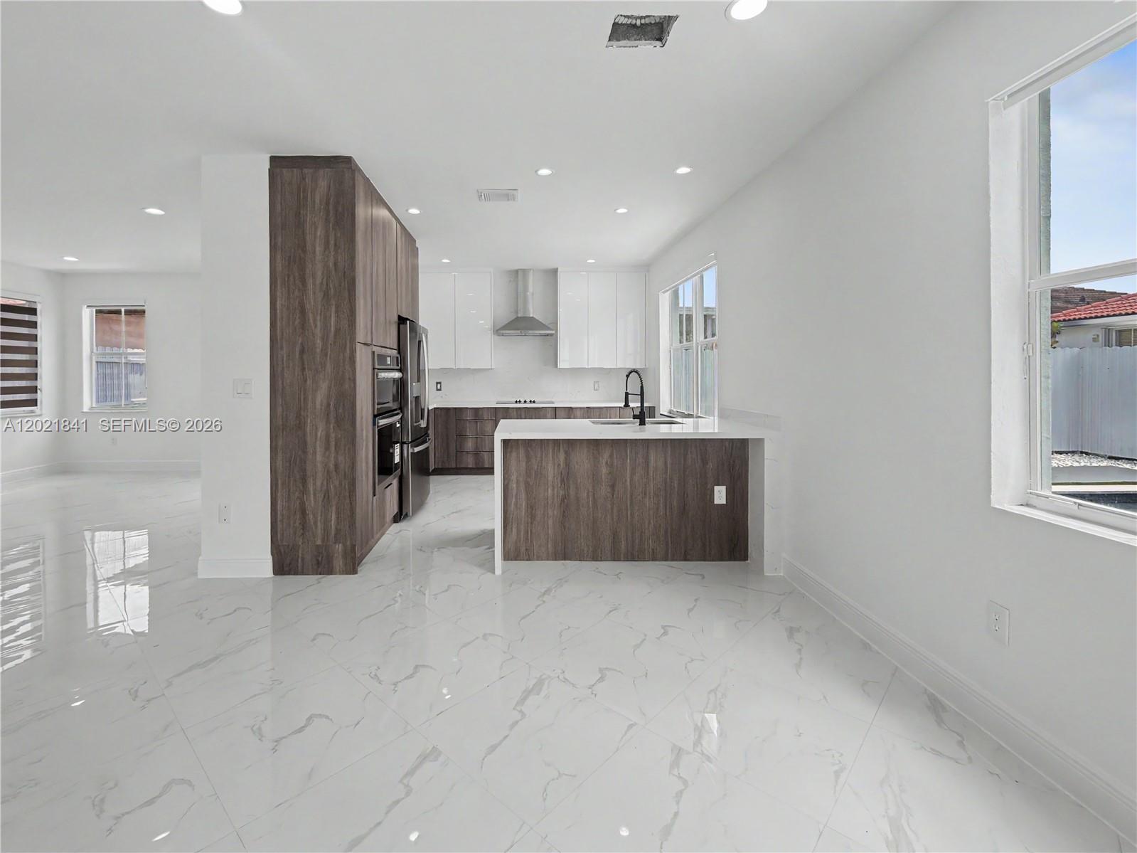 15486 Southwest 23rd Lane Miami, FL 33185 - Photo 14 of 33
