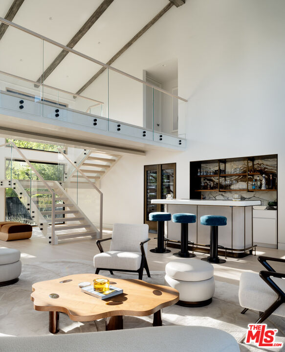 1126 Stradella Road Los Angeles, CA 90077 - Photo 2 of 10