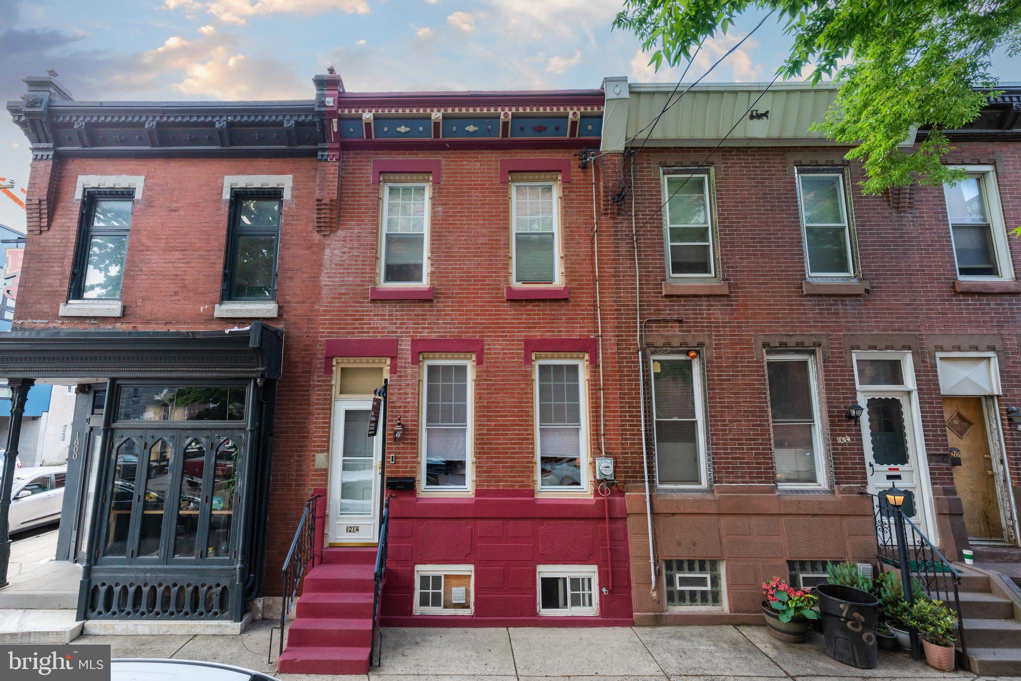 1802 North Howard Street Philadelphia, PA 19122 - Photo 1 of 26 a building view