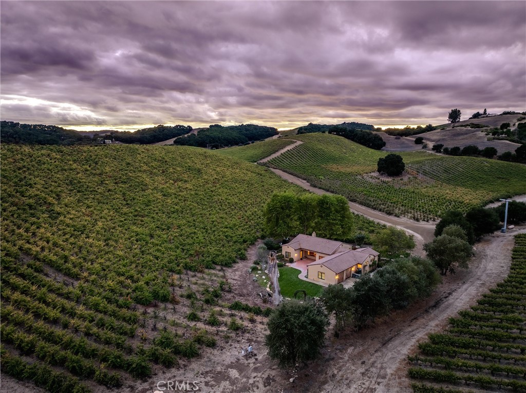 3130 Oakdale Road Paso Robles, CA 93446 - Photo 63 of 75 Guest House
