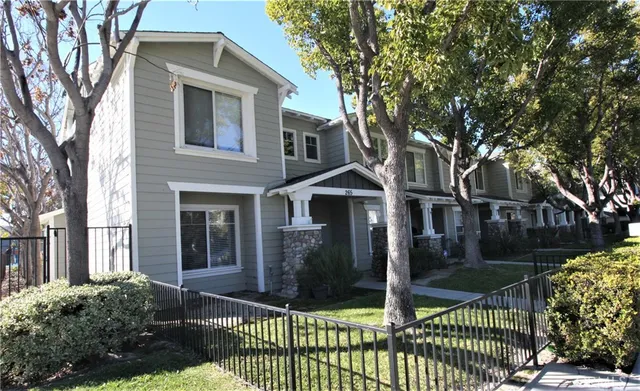 a front view of house with yard
