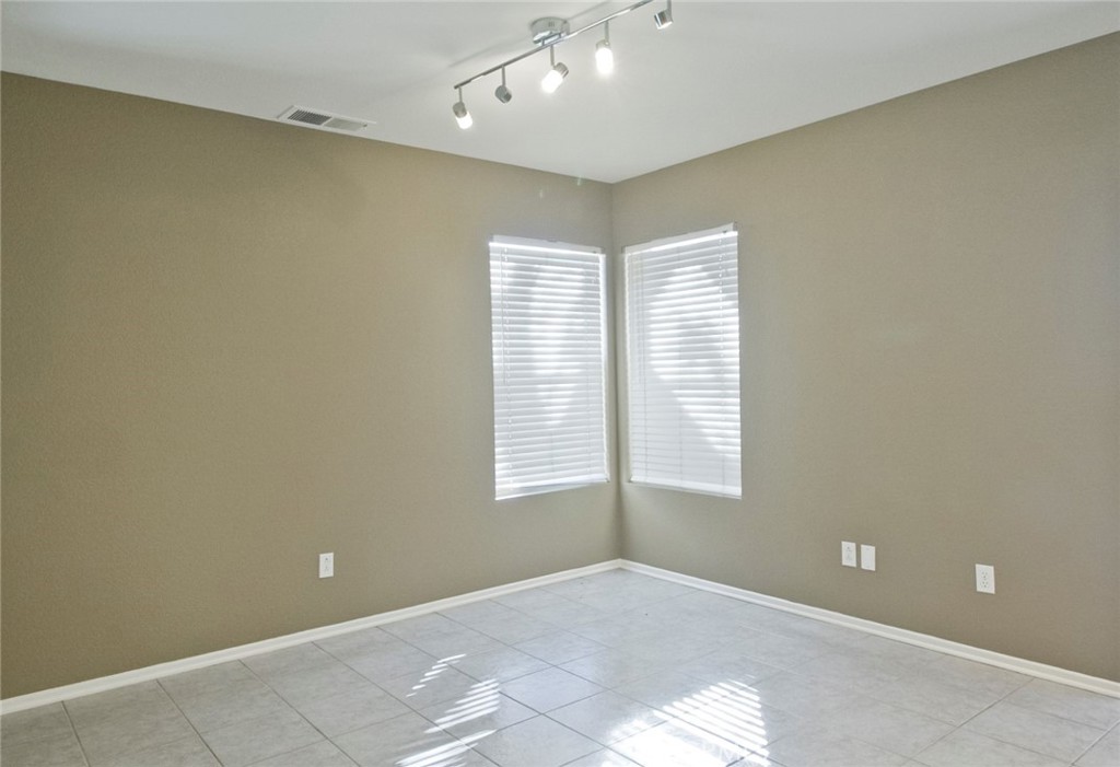 265 South Olive Street Anaheim, CA 92805 - Photo 6 of 15 Dining Area