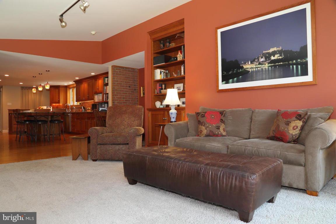 1514 Hillcrest Road Lancaster, PA 17603 - Photo 10 of 27 Gallery Image 10