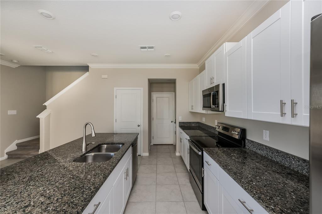 8089 Rolling Shell Trail Wesley Chapel, FL 33545 - Photo 4 of 15