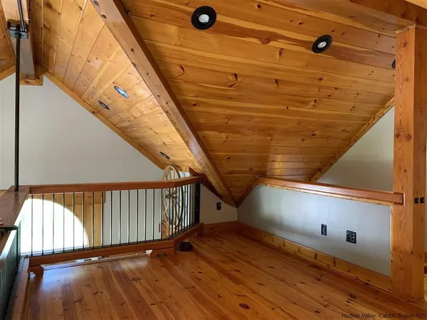 $999,999 | 109 Goldrick Landing Court, Unit 109 GOLDRICKS LANDING RD, Kingston, NY 12401