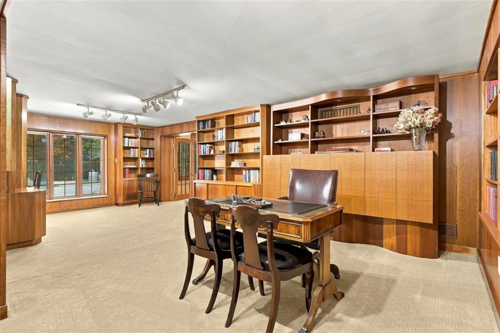 337 Fox Chapel Road Pittsburgh, PA 15238 - Photo 21 of 49 Gallery Image 21