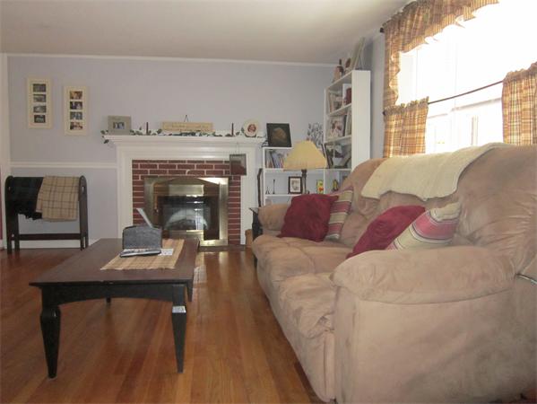 459 Stevens Road Swansea, MA 02777 - Photo 4 of 17 Gallery Image 4