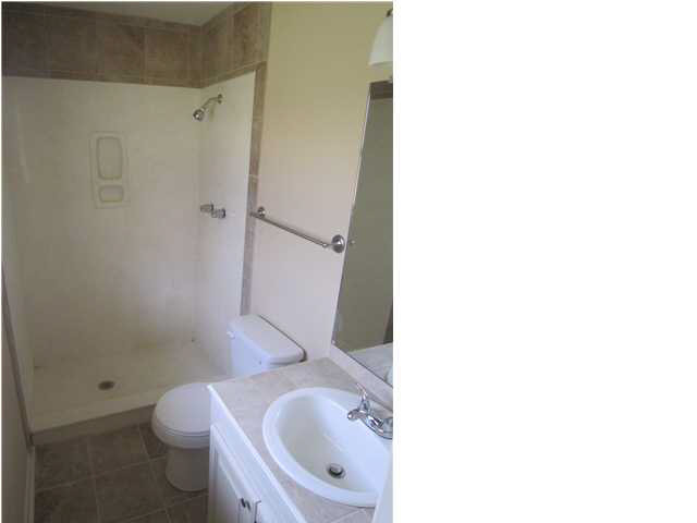 892 Way Road Canton, MS 39046 - Photo 8 of 18 Master Bath