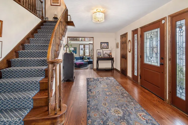 $839,000 | 32 Fairway Court, Albany, NY 12208