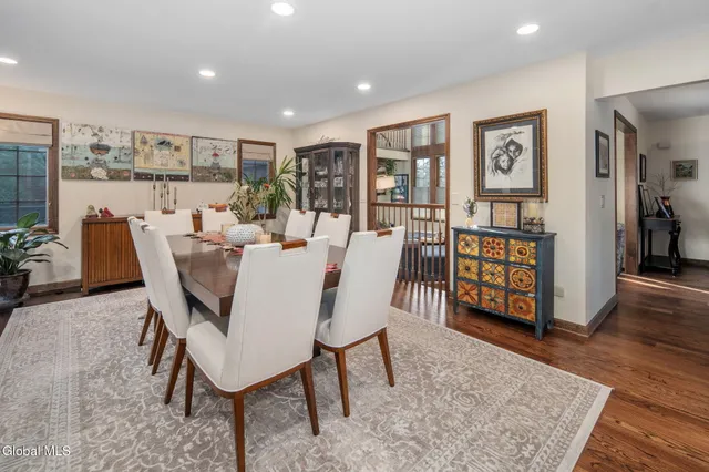 $839,000 | 32 Fairway Court, Albany, NY 12208