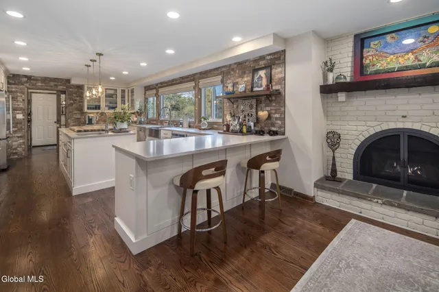 $839,000 | 32 Fairway Court, Albany, NY 12208