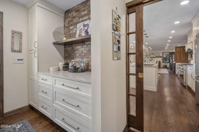 $839,000 | 32 Fairway Court, Albany, NY 12208